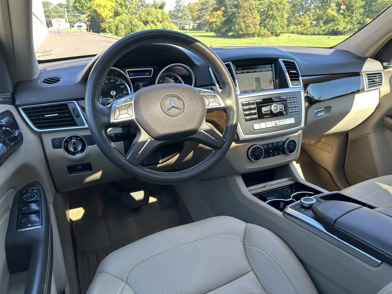Used 2015 Mercedes-Benz ML 350 4MATIC image 16