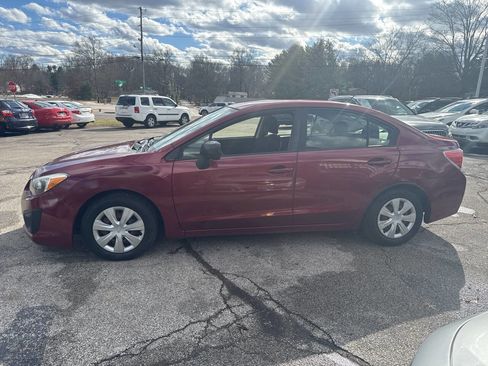 Used 2014 Subaru Impreza 2.0i image 4