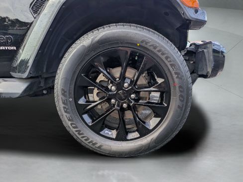 Used 2021 Jeep Gladiator Overland AWD/4WD image 46