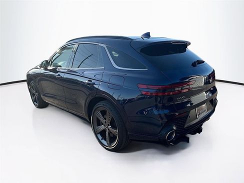 Used 2023 Genesis GV70 2.5T w/ Sport Prestige Package AWD/4WD image 3