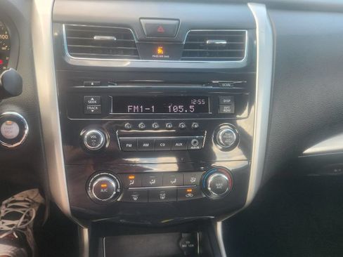 Used 2015 Nissan Altima 2.5 S FWD image 20