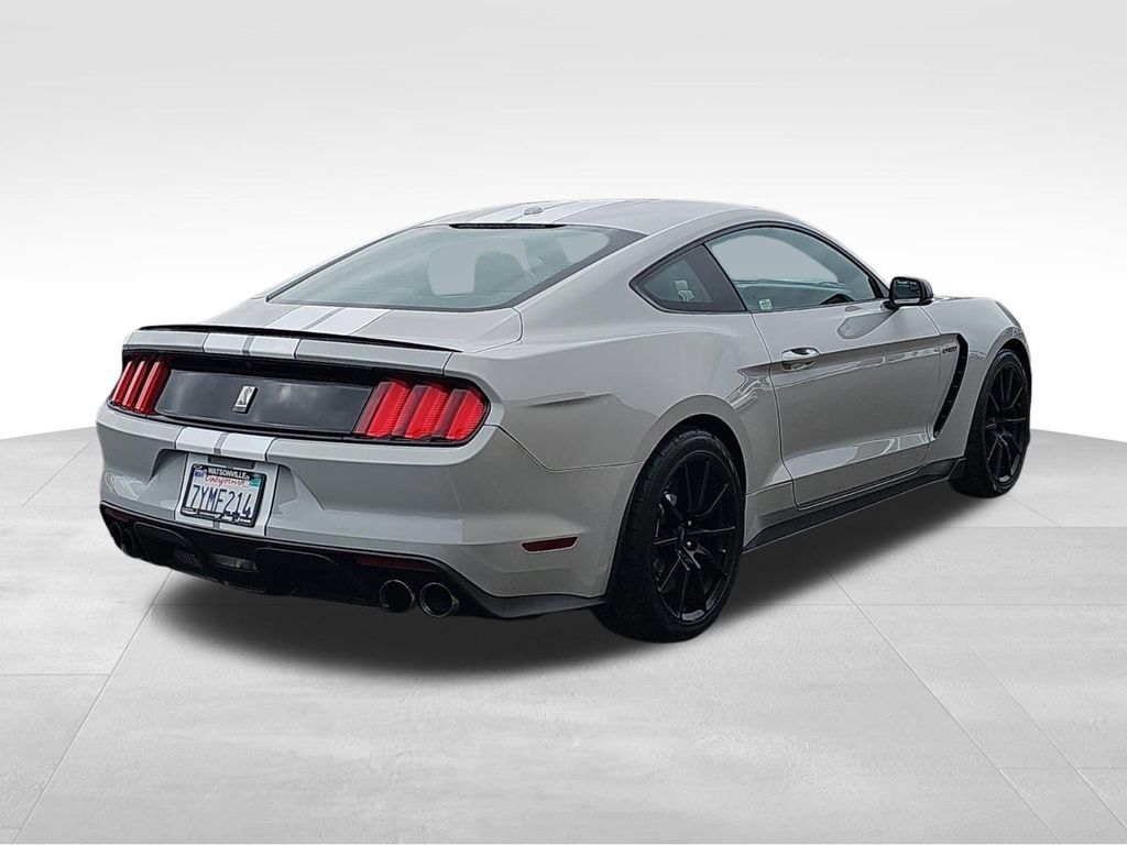 Used 2016 Ford Mustang Shelby GT350 RWD image 3