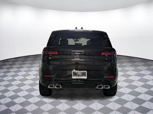 New 2026 Land Rover Range Rover Sport Dynamic SE AWD/4WD image 4