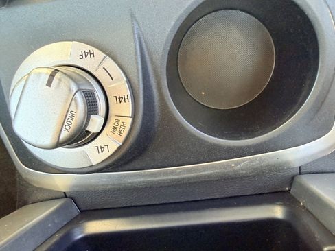 Used 2012 Toyota 4Runner Limited image 23