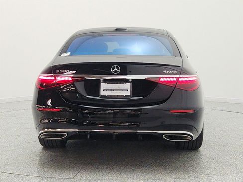 New 2026 Mercedes-Benz S 580e 4MATIC Sedan image 6