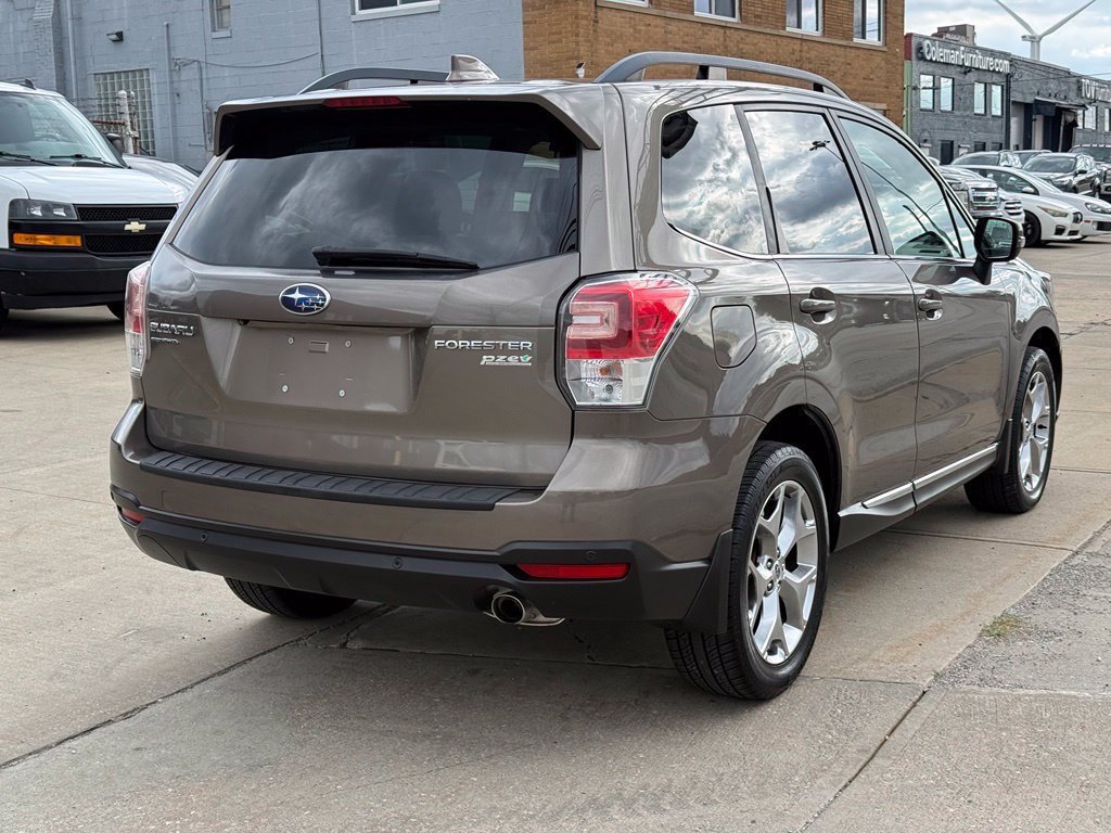Used 2017 Subaru Forester 2.5i Touring AWD/4WD image 6