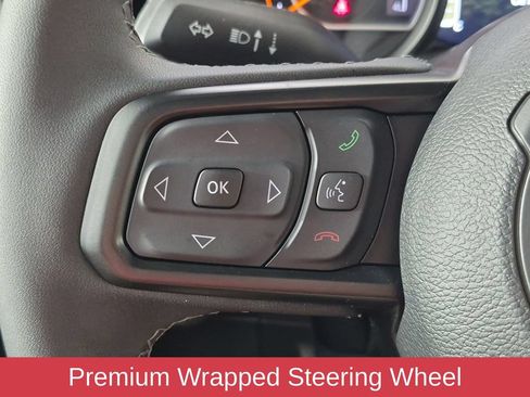 Used 2025 Jeep Wrangler Unlimited Sport AWD/4WD image 17