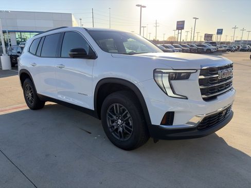 Used 2025 GMC Acadia Elevation image 5