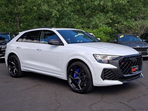 Certified 2026 Audi RS Q8 performance AWD/4WD image 2