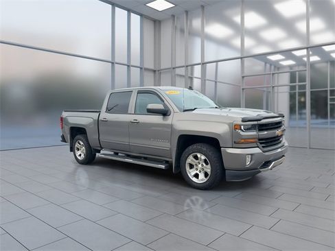 Used 2017 Chevrolet Silverado 1500 LT w/ All Star Edition image 2