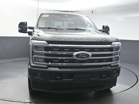 Used 2025 Ford F250 King Ranch AWD/4WD image 3
