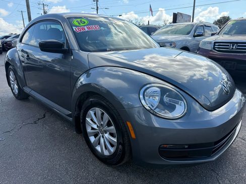 Used 2016 Volkswagen Beetle 1.8T S image 4