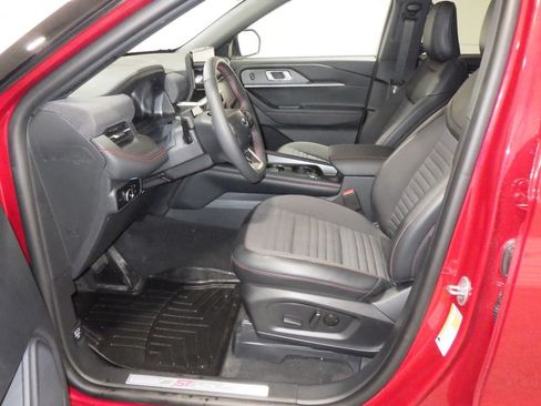 Used 2025 Ford Explorer ST-Line w/ Premium Package AWD/4WD image 8