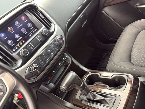 Used 2020 GMC Canyon SLE w/ Elevation Edition RWD image 20