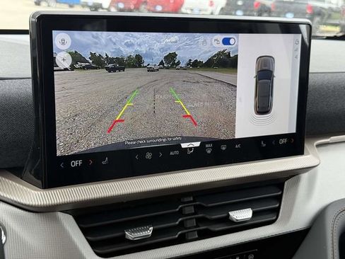 New 2026 Ford Explorer Active RWD image 17