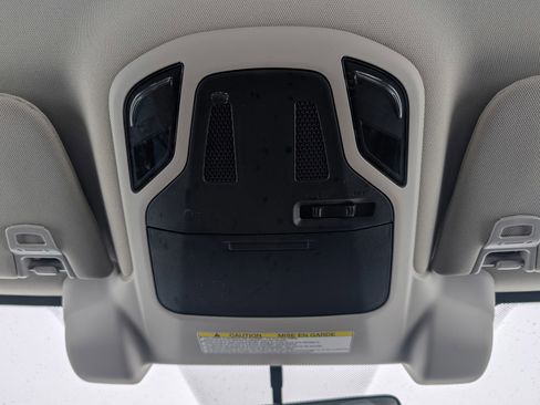 Used 2021 Subaru Outback image 32