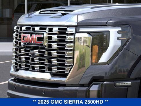 New 2025 GMC Sierra 2500 Denali w/ Denali Reserve Package image 14