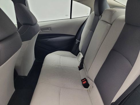 Used 2022 Toyota Corolla LE FWD image 18