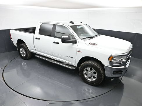 Used 2024 RAM 2500 Big Horn w/ Off Road Package AWD/4WD image 38