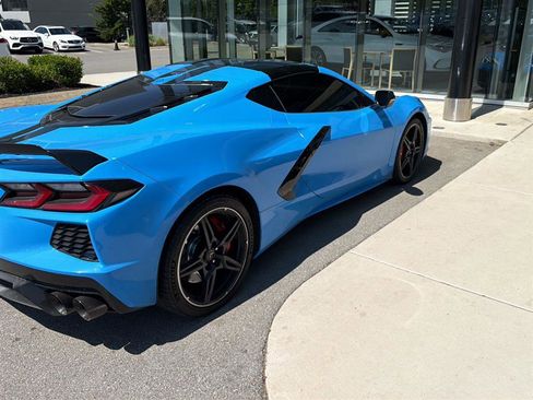 Used 2021 Chevrolet Corvette Stingray Premium Cpe w/ Z51 Performance Package image 7