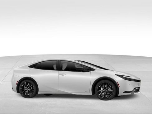 New 2026 Toyota Prius XLE AWD/4WD image 13