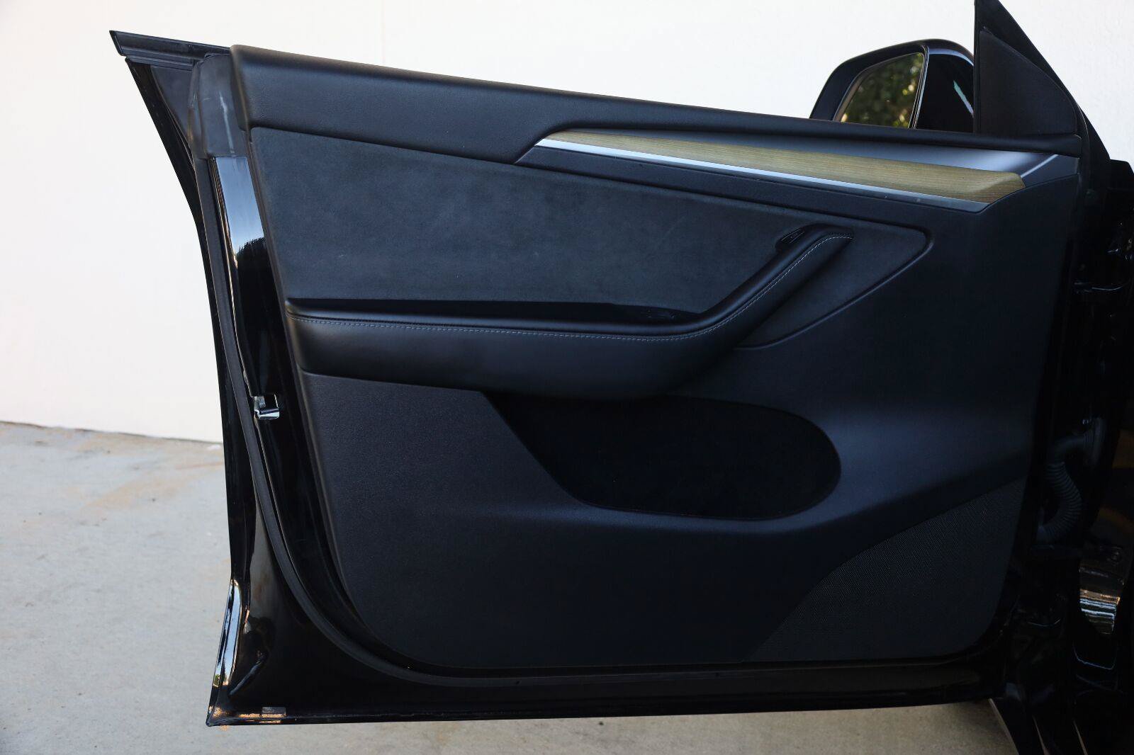 Used 2023 Tesla Model Y Long Range AWD/4WD image 14