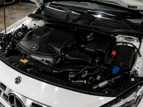 Used 2019 Mercedes-Benz GLA 250 image 46