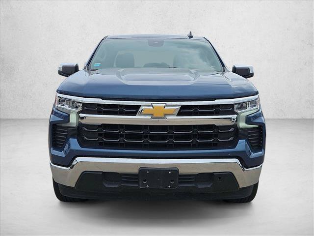 Used 2024 Chevrolet Silverado 1500 LT RWD image 2