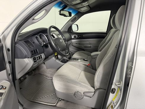 Used 2010 Toyota Tacoma PreRunner RWD image 22