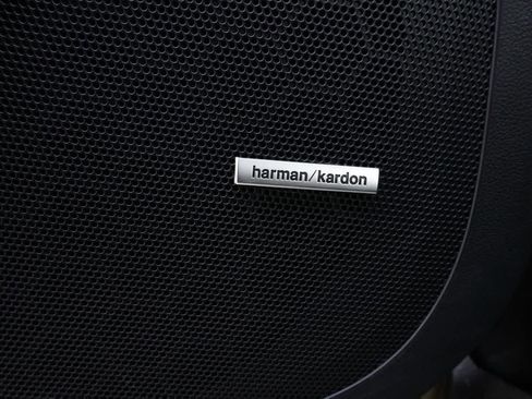 Certified 2023 Subaru Ascent Limited w/ Technology Package image 16