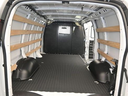 Used 2024 Chevrolet Express 2500 w/ Driver Convenience Package image 10