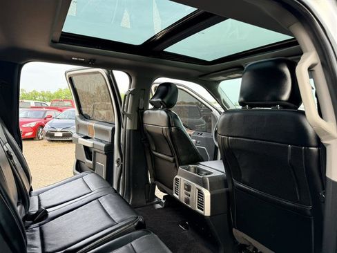 Used 2016 Ford F150 Lariat w/ Equipment Group 502A Luxury AWD/4WD image 16