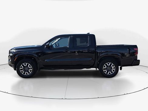 Used 2024 Nissan Frontier SL w/ Technology Package image 9