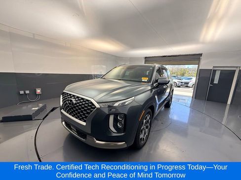Used 2022 Hyundai Palisade Calligraphy image 1