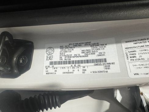 Used 2019 Ford F150 Lariat w/ Equipment Group 502A Luxury AWD/4WD image 42