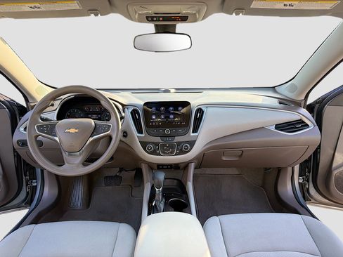 Used 2024 Chevrolet Malibu LS w/ Driver Confidence Package FWD image 3