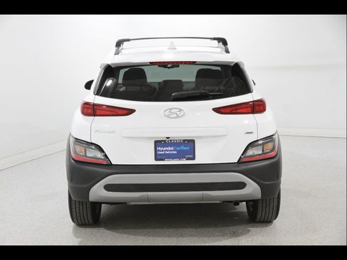 Certified 2023 Hyundai Kona SEL AWD/4WD image 20