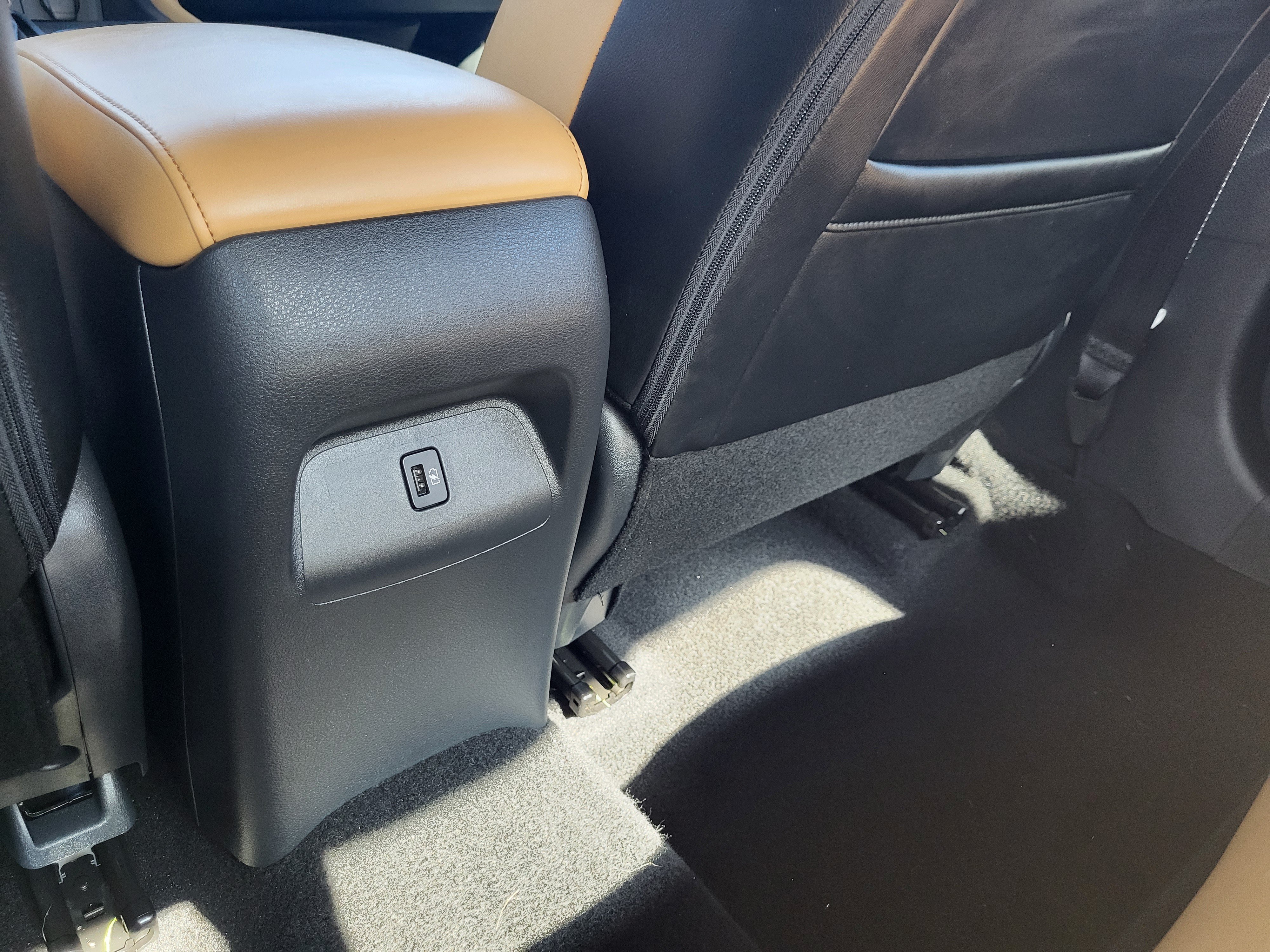 Certified 2025 Nissan Sentra SV w/ SV Premium Package FWD image 27