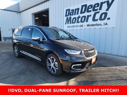 New 2026 Chrysler Pacifica Pinnacle
