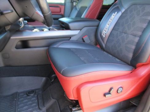 Used 2019 RAM 1500 Rebel w/ Rebel Level 2 Equipment Group image 17