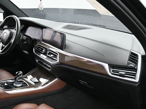 Used 2023 BMW X5 xDrive40i w/ Parking Assistance Package image 38