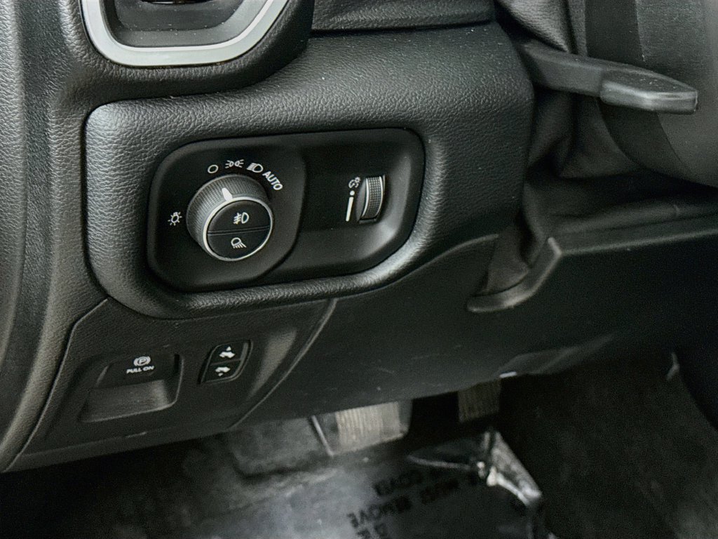 Used 2021 RAM 1500 Big Horn AWD/4WD image 19