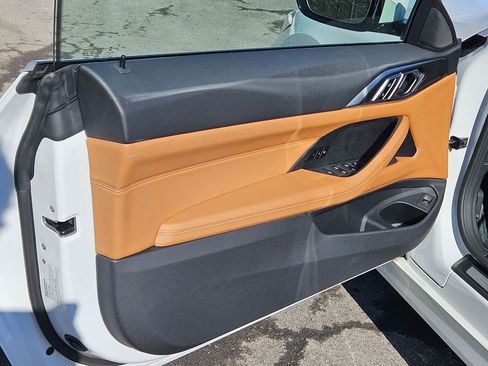 Used 2023 BMW 430i xDrive Convertible w/ Premium Package image 10