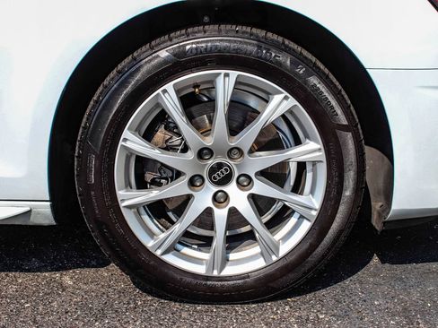 Used 2023 Audi A4 2.0T Premium w/ Convenience Package AWD/4WD image 7