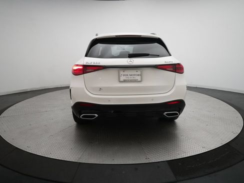 Used 2025 Mercedes-Benz GLC 300 4MATIC image 26