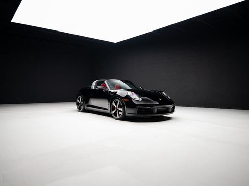 Used 2021 Porsche 911 Targa 4S AWD/4WD image 86