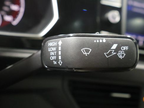 Used 2021 Volkswagen Jetta R-Line FWD image 35