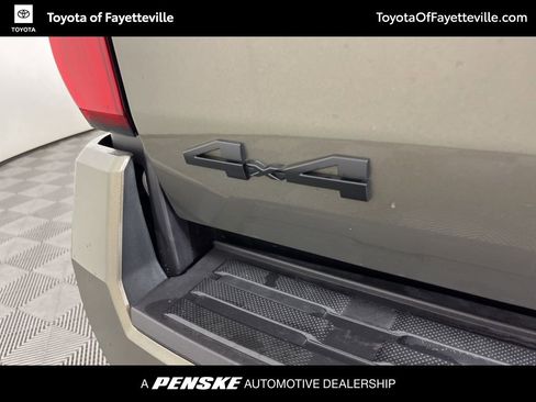 Certified 2025 Toyota Tacoma TRD Off-Road image 11