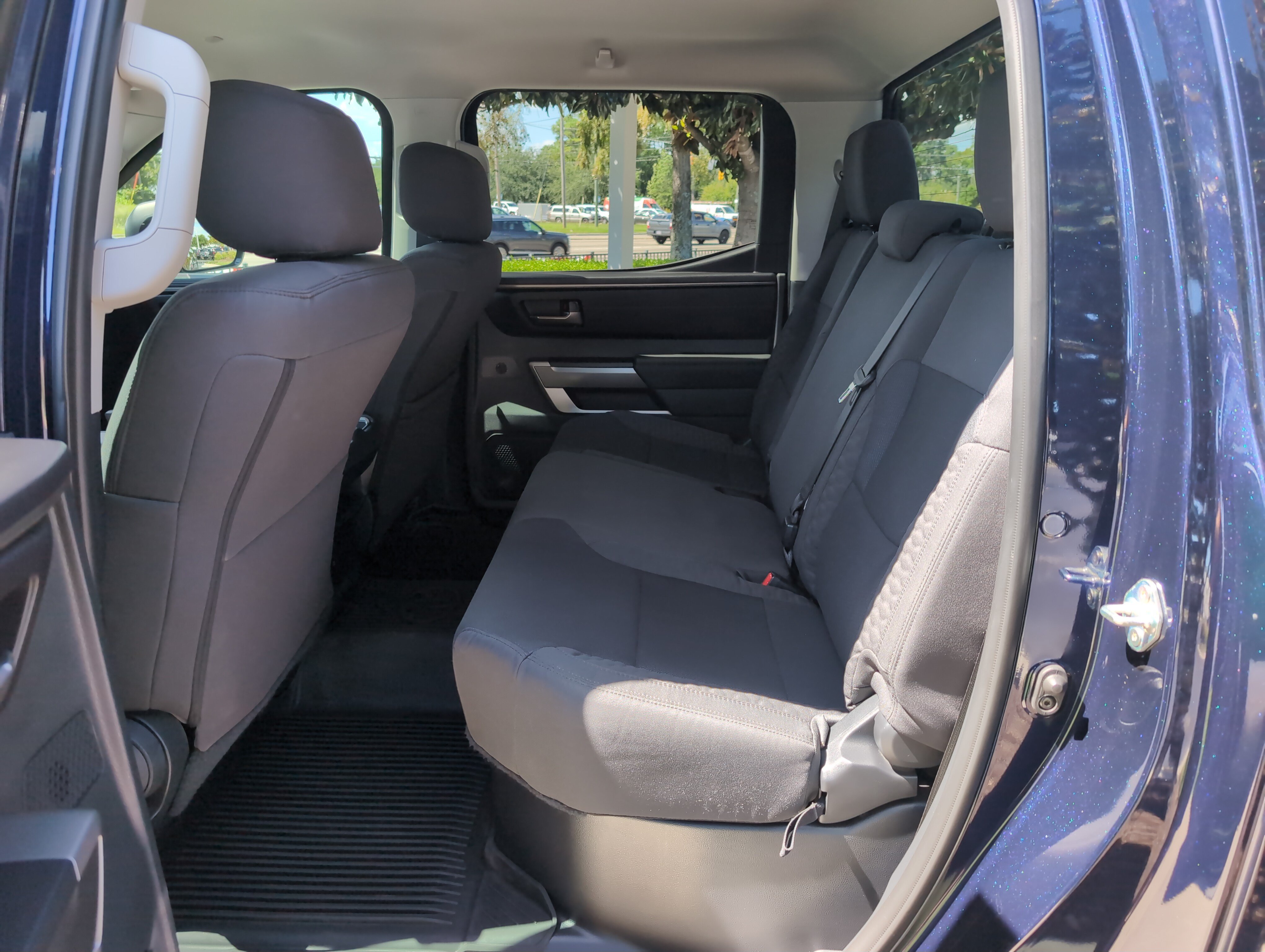 Used 2024 Toyota Tundra SR5 w/ SR5 Convenience Package AWD/4WD image 30
