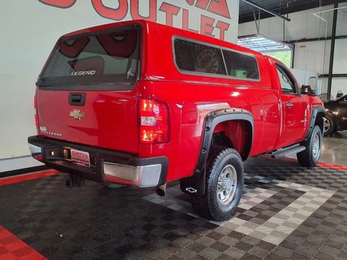 Used 2010 Chevrolet Silverado 3500 W/T AWD/4WD image 7